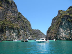 タイのクラビのピピ島ツアー